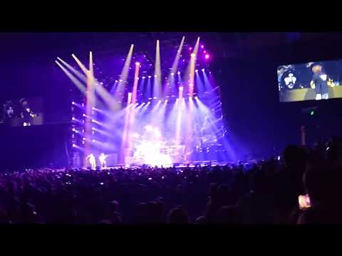 HOT SUMMER NIGHT-