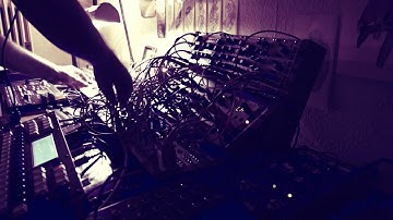 Modular techno improvisation w. sequentix cirklon