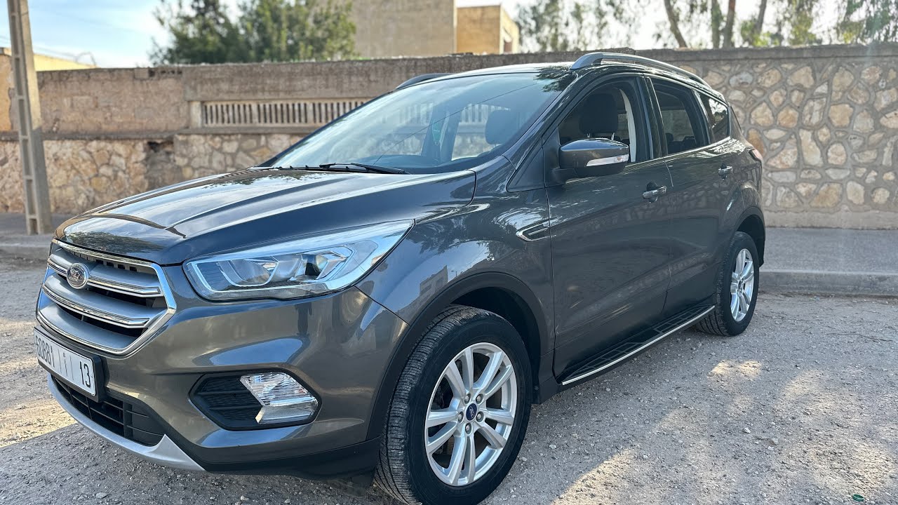 سيارة اقتصادية 100/100 مليح وتمان مناسب عند اطو عبد الفتاح هاتف 0661319166