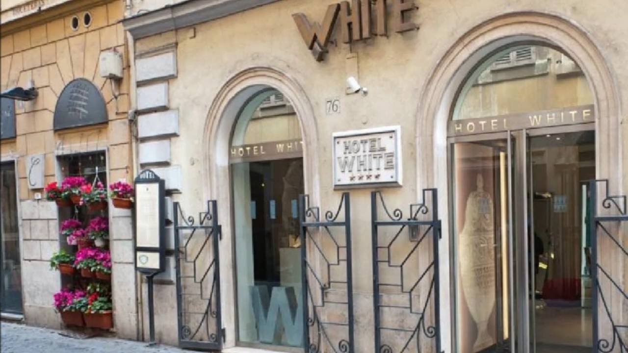 Hotel White **** - Rome, Italy - YouTube