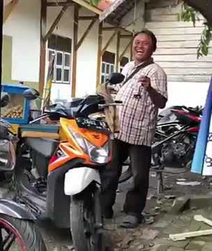Video Lucu wayahe Wayahe