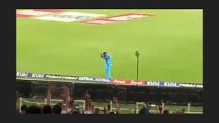 Surya Kumar Yadav dances to the tunes of fans at Narendra Modi cricket stadium 🏟 ll crowd reactions
