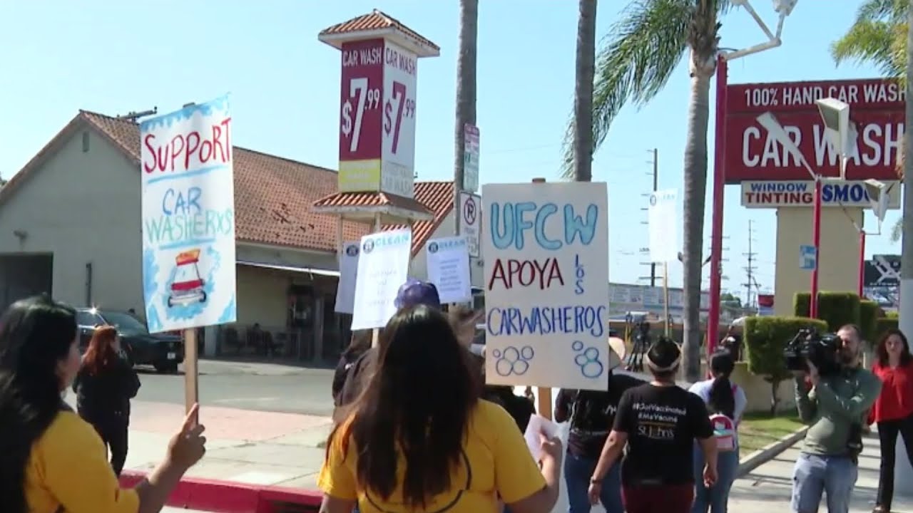Lavadores de autos en Inglewood protestan exigen mejores condiciones