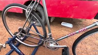 Off Grid: Inspecting Old 1980’s Trek Bicycle