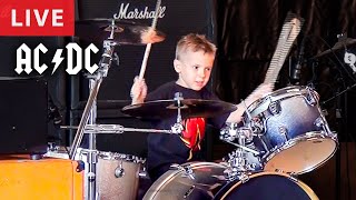 THUNDERSTRUCK - LIVE (5 year old Drummer) AC/DC