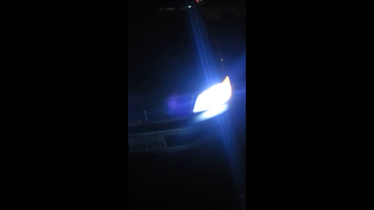flickering hids YouTube