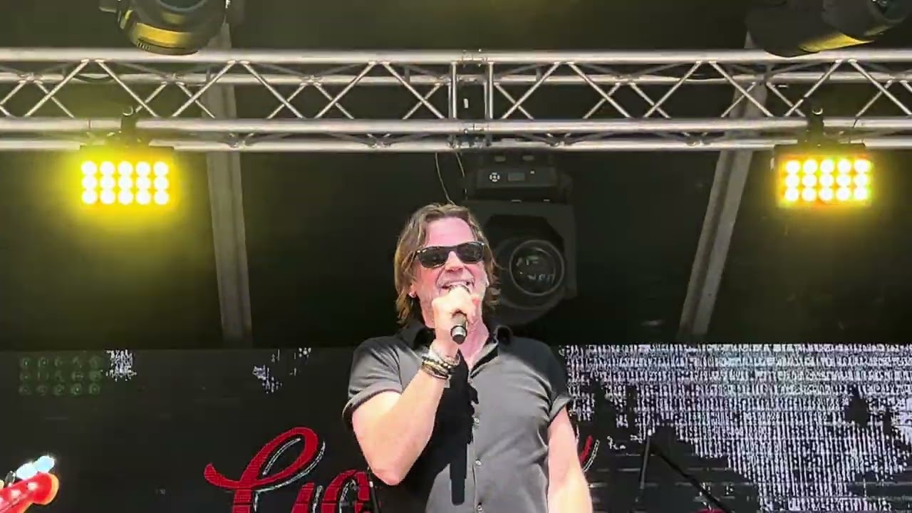 Golden Earring Undercover Live.Long blond animal,The Devil Made me do it, Radar Love.