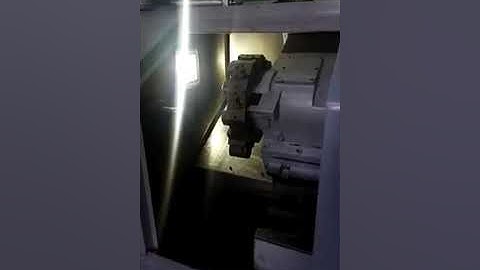 Máy tiện CNC sử dụng bộ điều khiển KT820Ti E