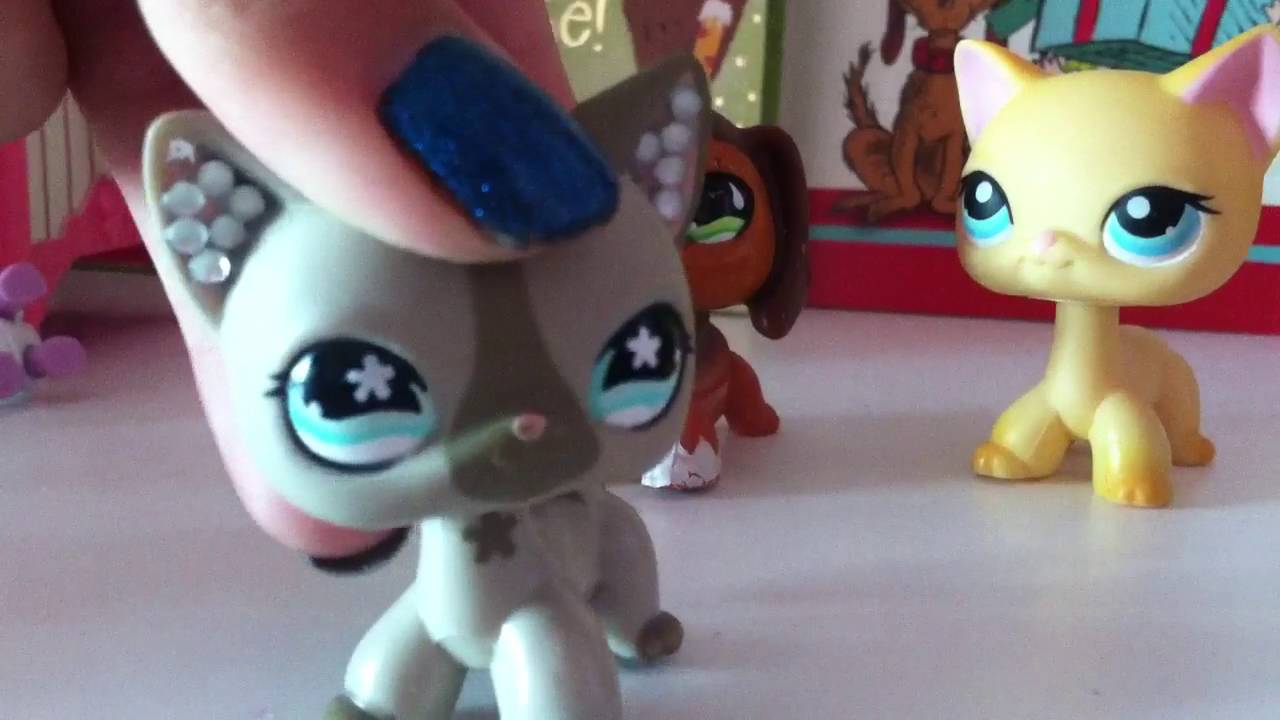 Lps: Look at his butt