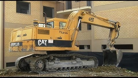 CAT 215D LC at work - Hydraulic Excavator - *RARE VIDEO*
