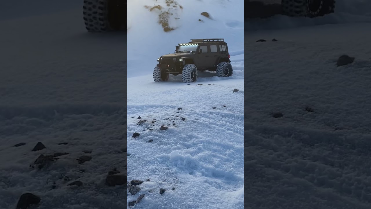 Rc crawling in snow