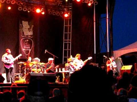 James Cotton Band-Take You Downtown-Dutch Mason Blues Fest'10