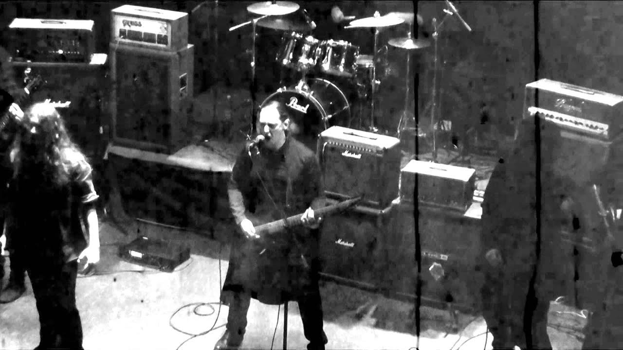 Suffer Yourself - Ectoplasm. Live at Metropol Live Stage 11-04-2015 bekijken op YouTube Suffer Yourself - Ectoplasm. Live at Metropol Live Stage 11-04-2015 bekijken op YouTube