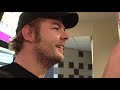 Klusjesmannen in de McDonalds