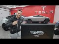 Unboxing the hotwheels tesla cybertruck rc 110 model