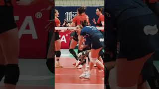 Monster Block Thaisa Daher #volleyball #volleyballworld #shorts
