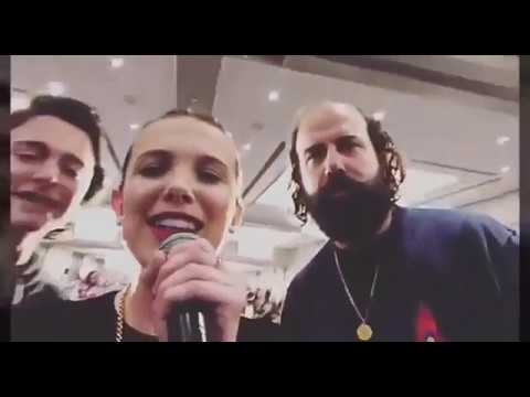 Millie Bobby Brown Noah Schnapp At Stranger Things Con In