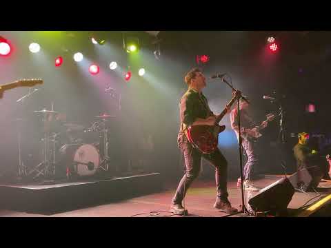 Punk music video thumbnail preview for The Early November - The One That You Hated