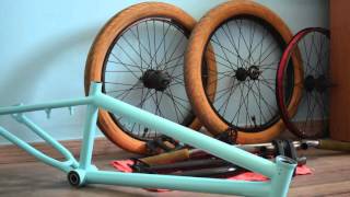 How to paint a BMX bike - {Old paint strip, Painting process, Bike assembly} PART #2