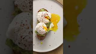 The Secret To The Perfect Poached Egg