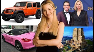 Majestic Lifestyle of Lisa Kudrow (Phoebe)