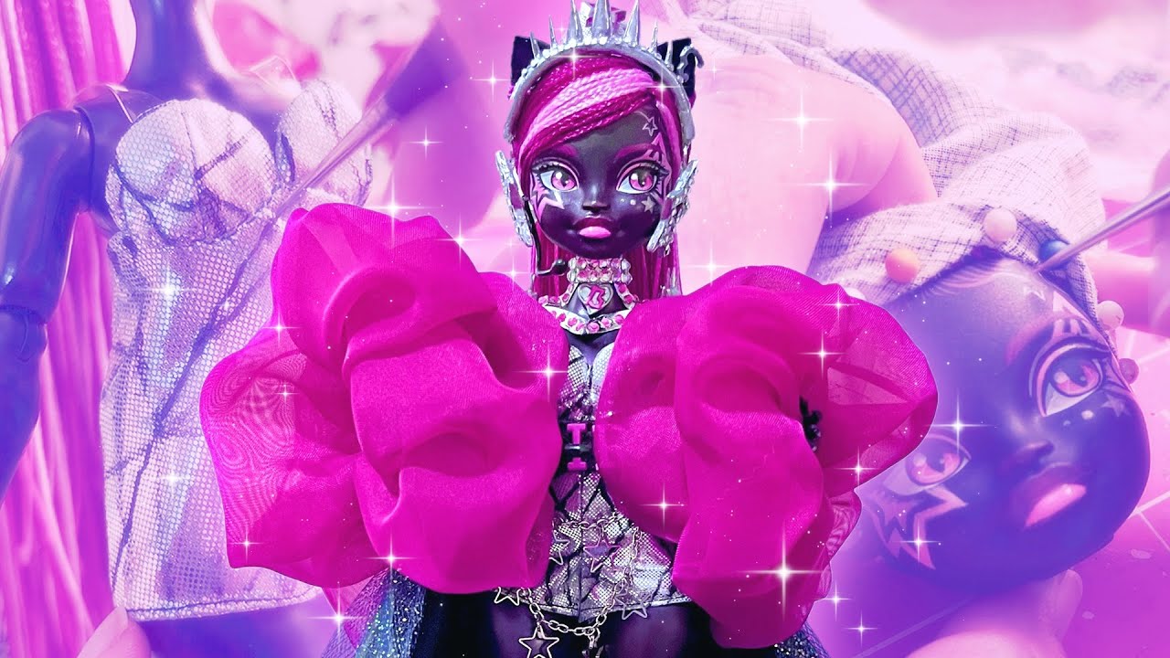 Making My Own Fang Vote Catty Doll