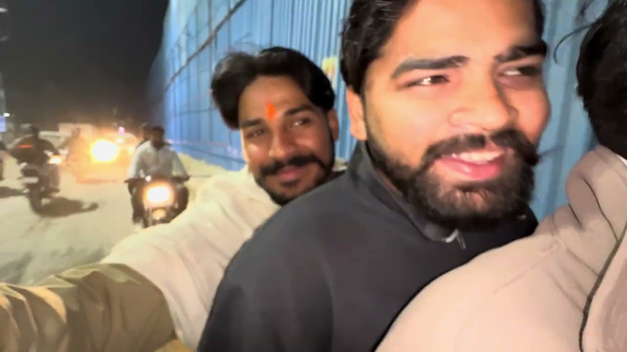 Full backchodi blue sapphire mall 🤣😁#rented 