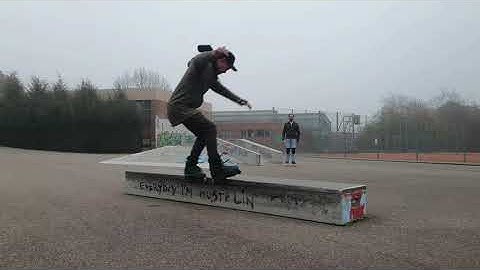 Aggressive Inlineskating - Learning new Tricks (Spin in/ out, Alley oop, Unity & more!)