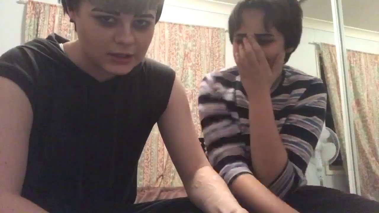 Killing Stalking Cosplay (in character)