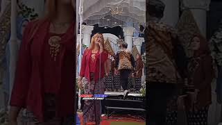 bukit berbunga - rindi antika arsa musik soso hoha