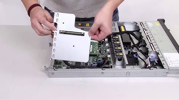 Lenovo x3250 M6 removing a PCI riser card assembly