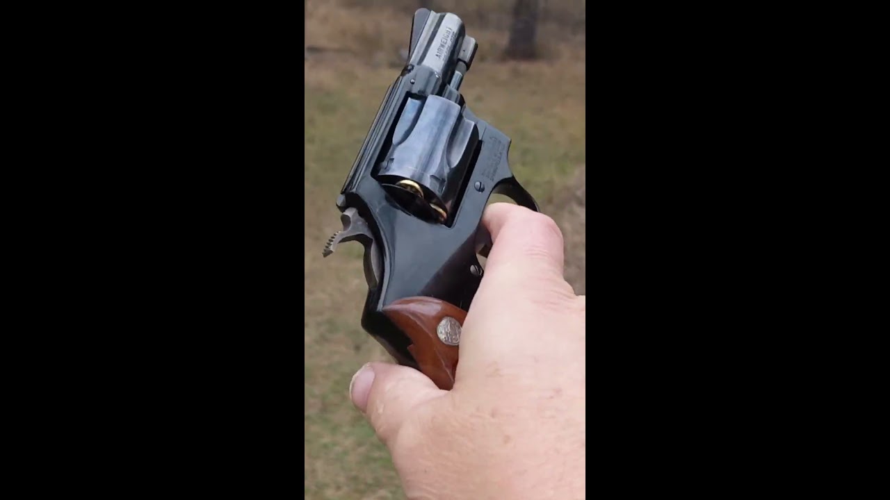 Smith Wesson Model 37 38 Special 5 Shot Revolver Shorts