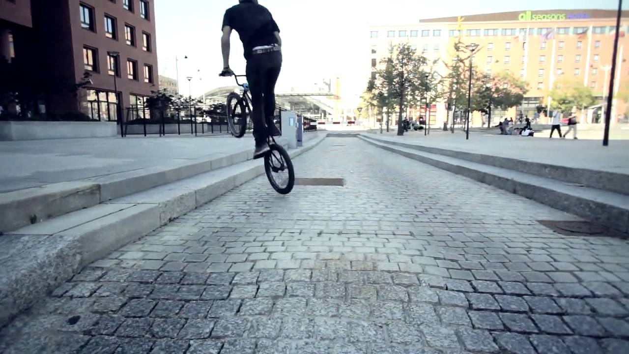 Matthias Dandois  FLAT e STREET Revolution