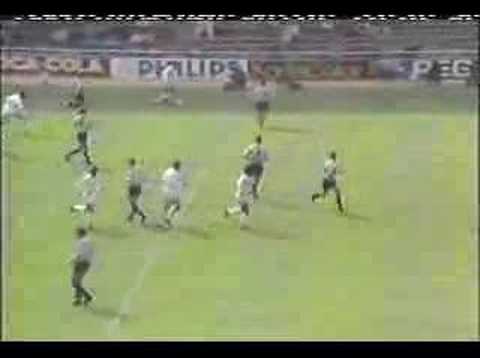 Hugo Sanchez Gol de chilena