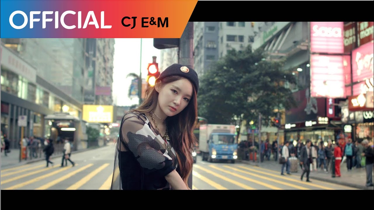 在 YouTube 上觀看「다비치 (DAVICHI) - 두사랑 (Feat. 매드클라운) (Two Lovers) MV」