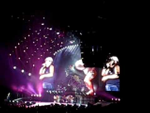 AC/DC in Toronto at the Rogers Center January 9 2009-Whole Lotta' Rosie ...