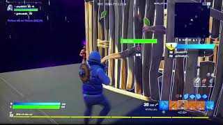 Build Fight insieme a Geltrude