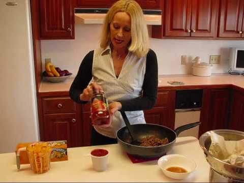 Betty S Super Fast Mexican Meat And Cheese Dip-11-08-2015