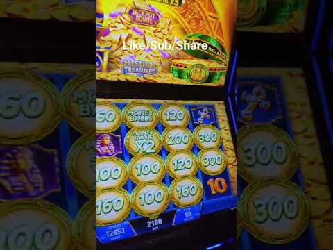 Scored a Big Win with a $5 Bet! #casinolife