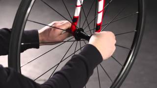 Proper wheel installation and removal with a quick release without washers