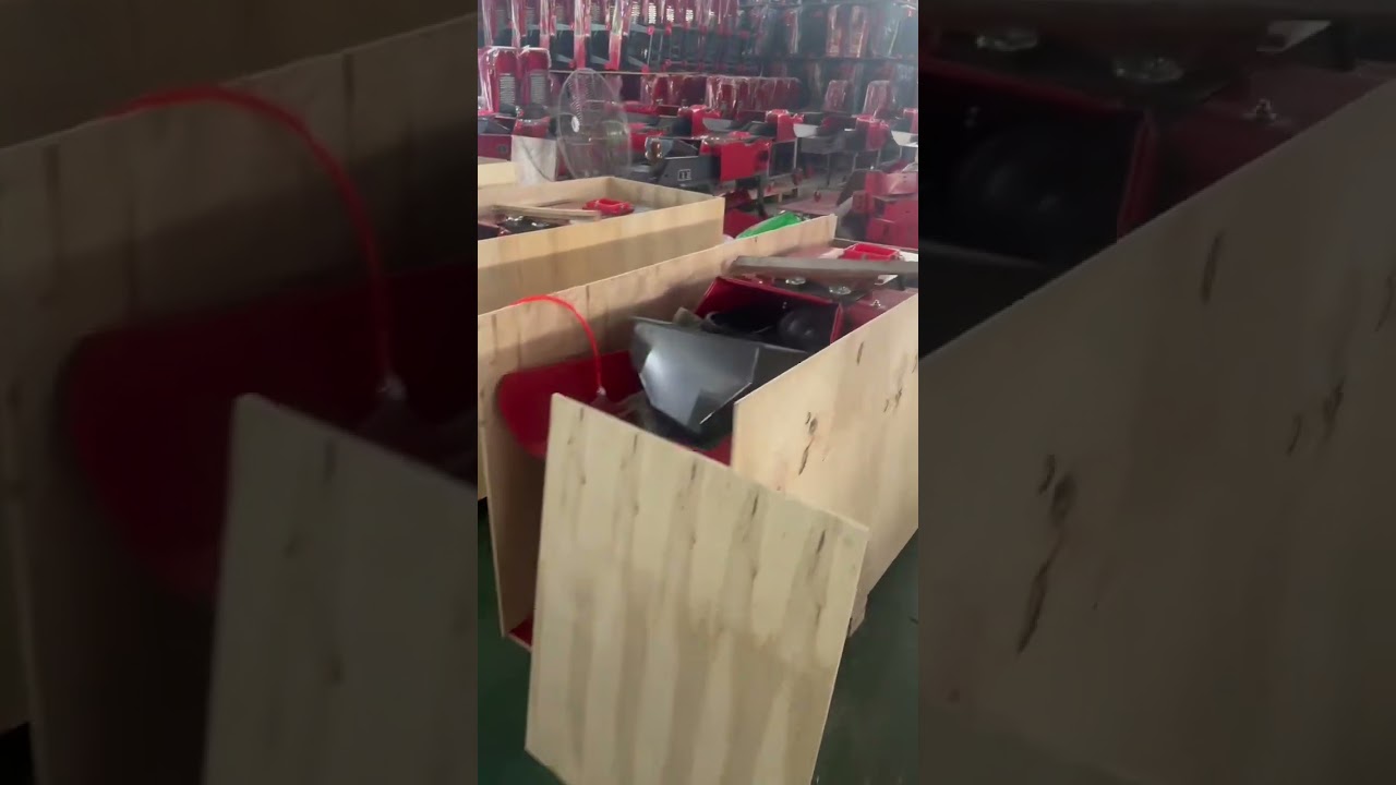 Machines leaving the factory ————Chaff Cutter and Shredder r
