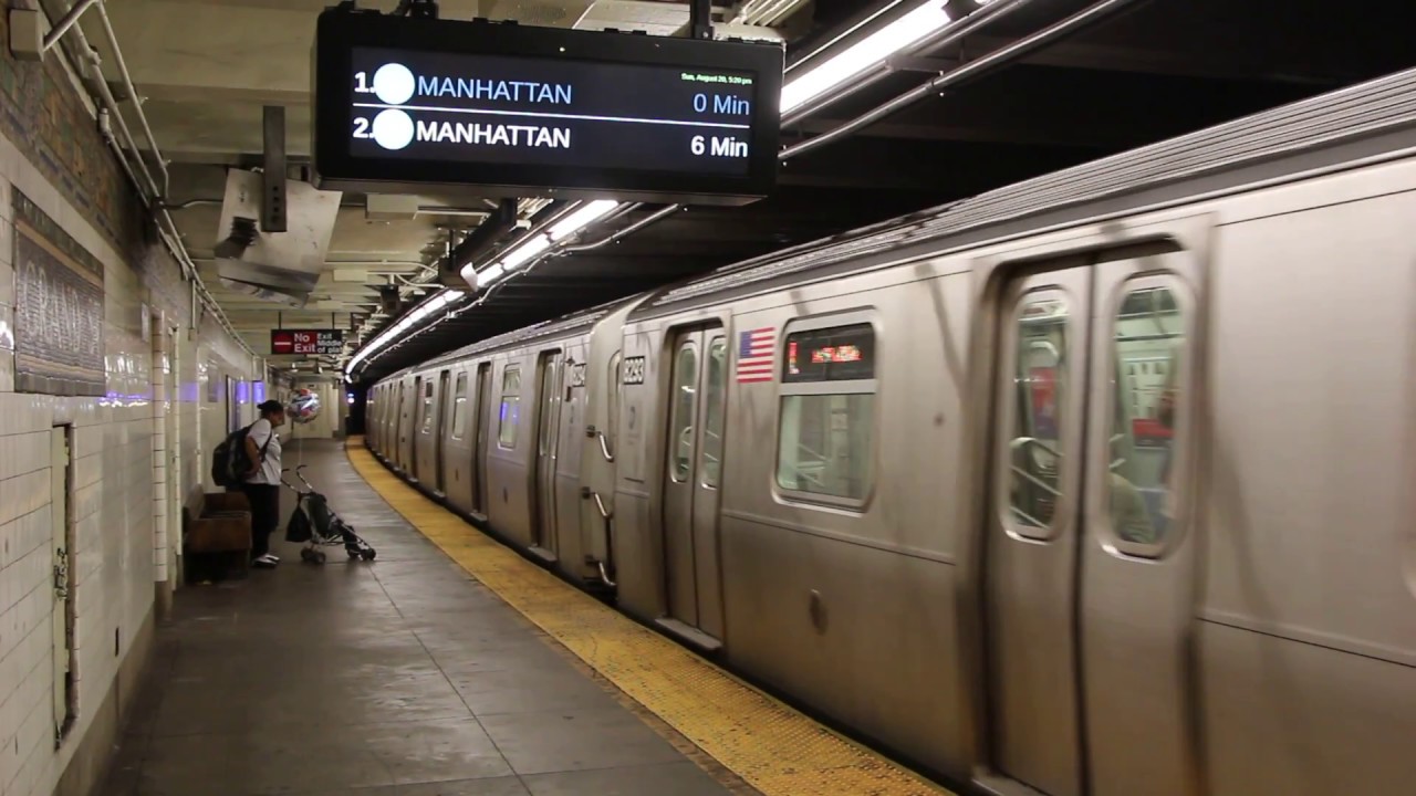 "New" Countdown Clocks at Grand Street + R143 (L) Train