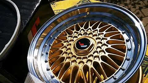 JR-9 17 inch Gold Wheel Porn | by. volvo240_rs16