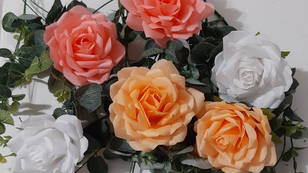 Flor de papel de seda: modelo fácil e simples de fazer sua decoração -  Artesanato Passo a Passo!