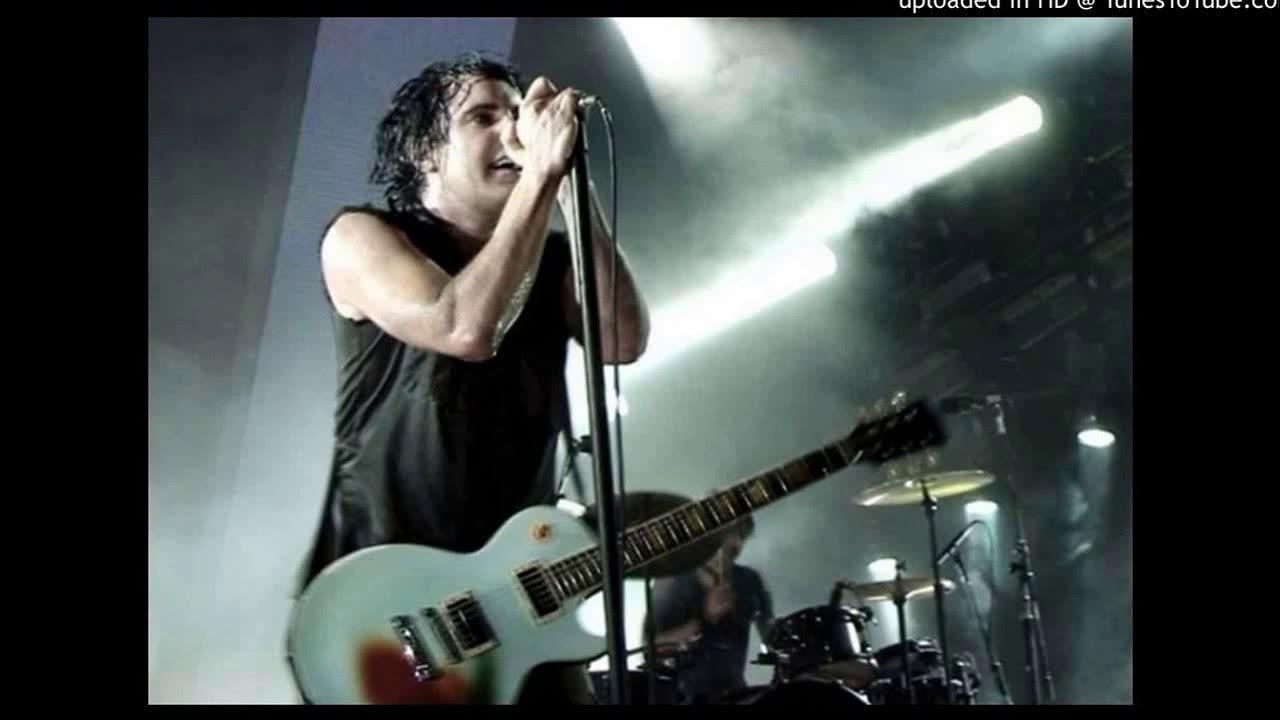 Nine Inch Nails Somewhat Damaged Live November 20, 1999, Vienna Austria. YouTube