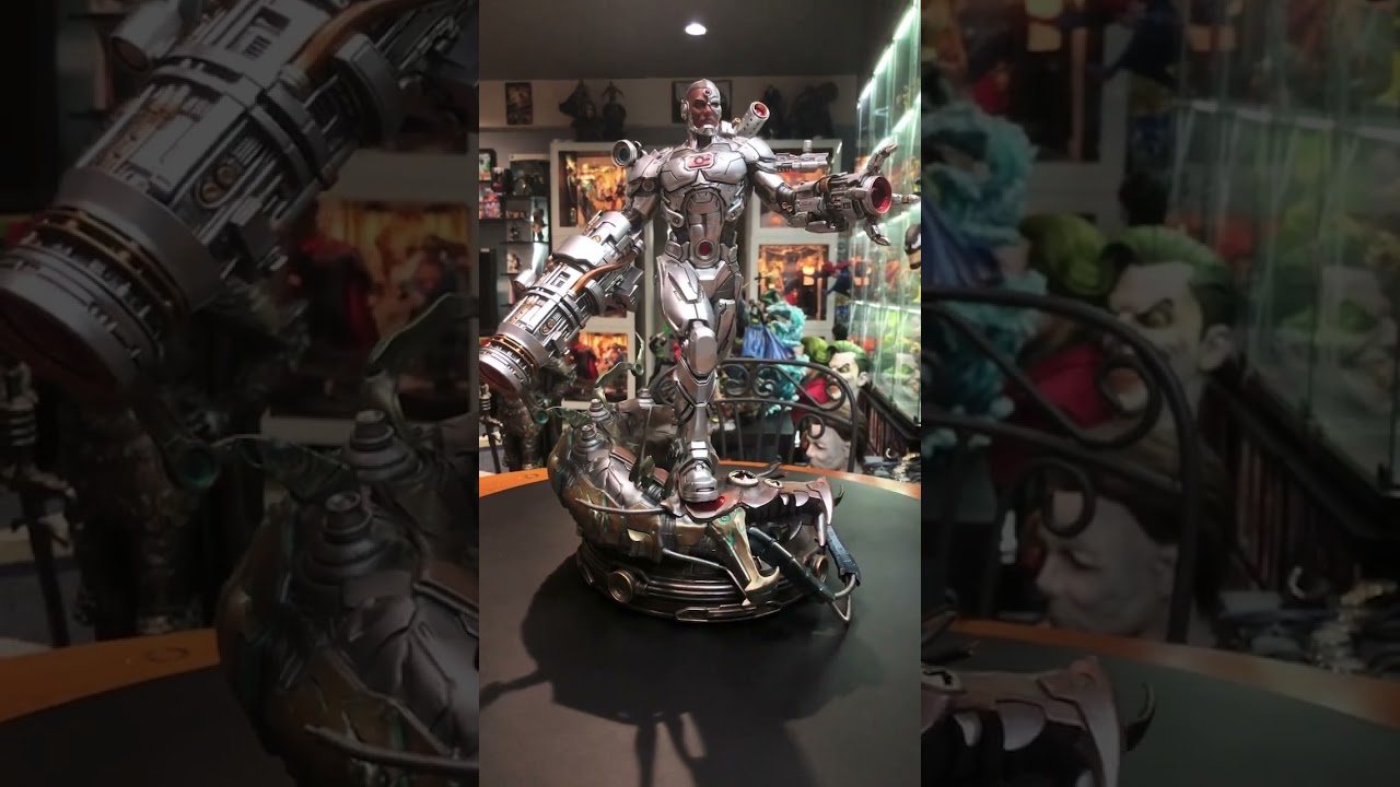 XM Studios Cyborg 1/6 Scale Statue