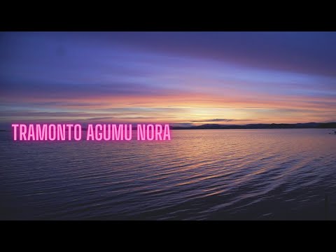Nora spiaggia Agumu al tramonto . Pula mare