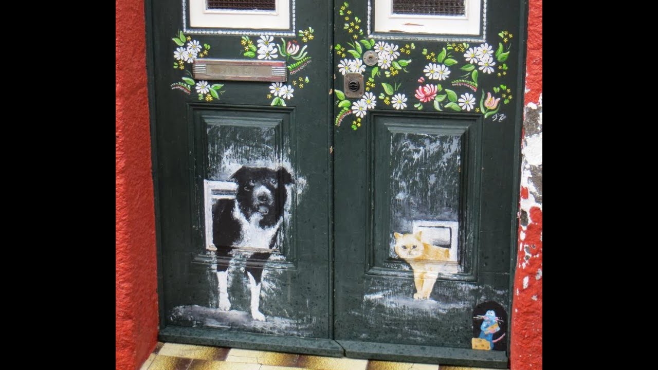 Funchal, painted doors of Santa Maria Street - Madeira