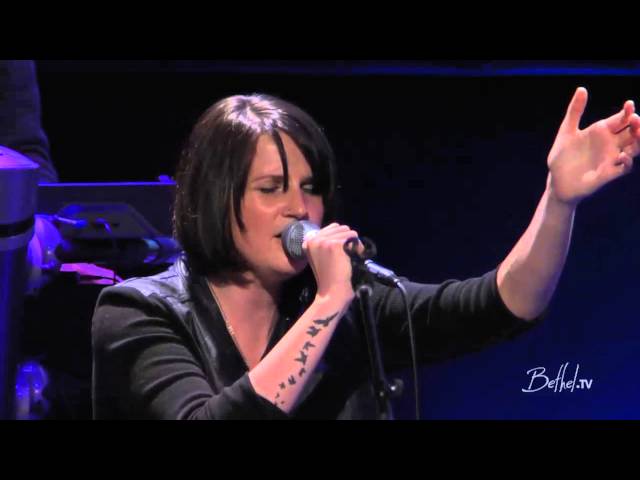 Amanda Cook feat William Matthews - Closer - From A Bethel TV Worship Set class=