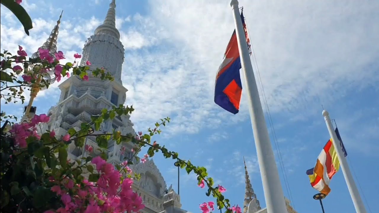 ព្រះសក្យមុនីចេតិយ ភ្នំព្រះរាជទ្រព្យ 